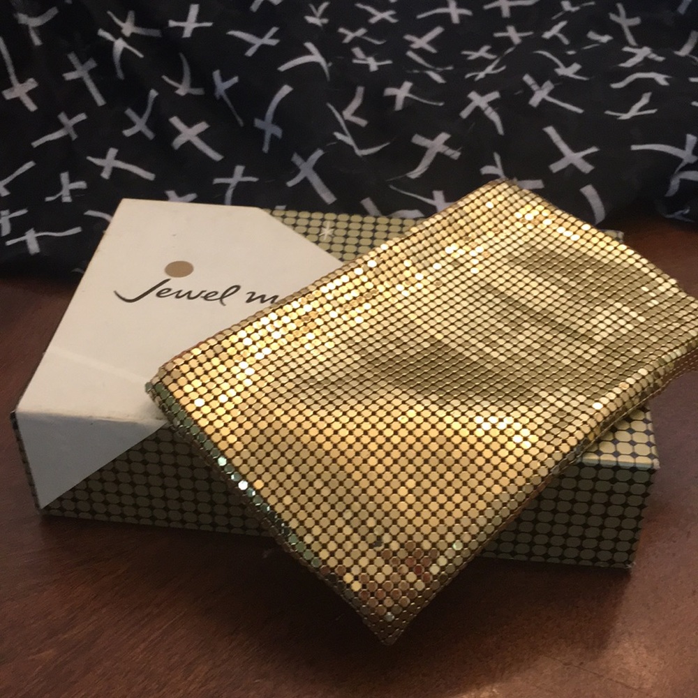 Vintage gold Mesh clutch